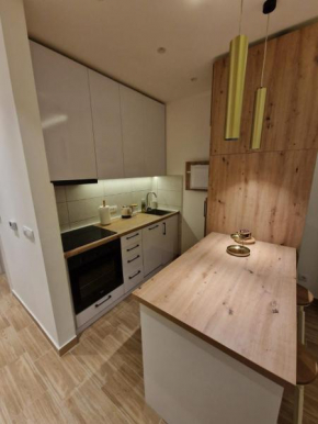 Aero Apartments